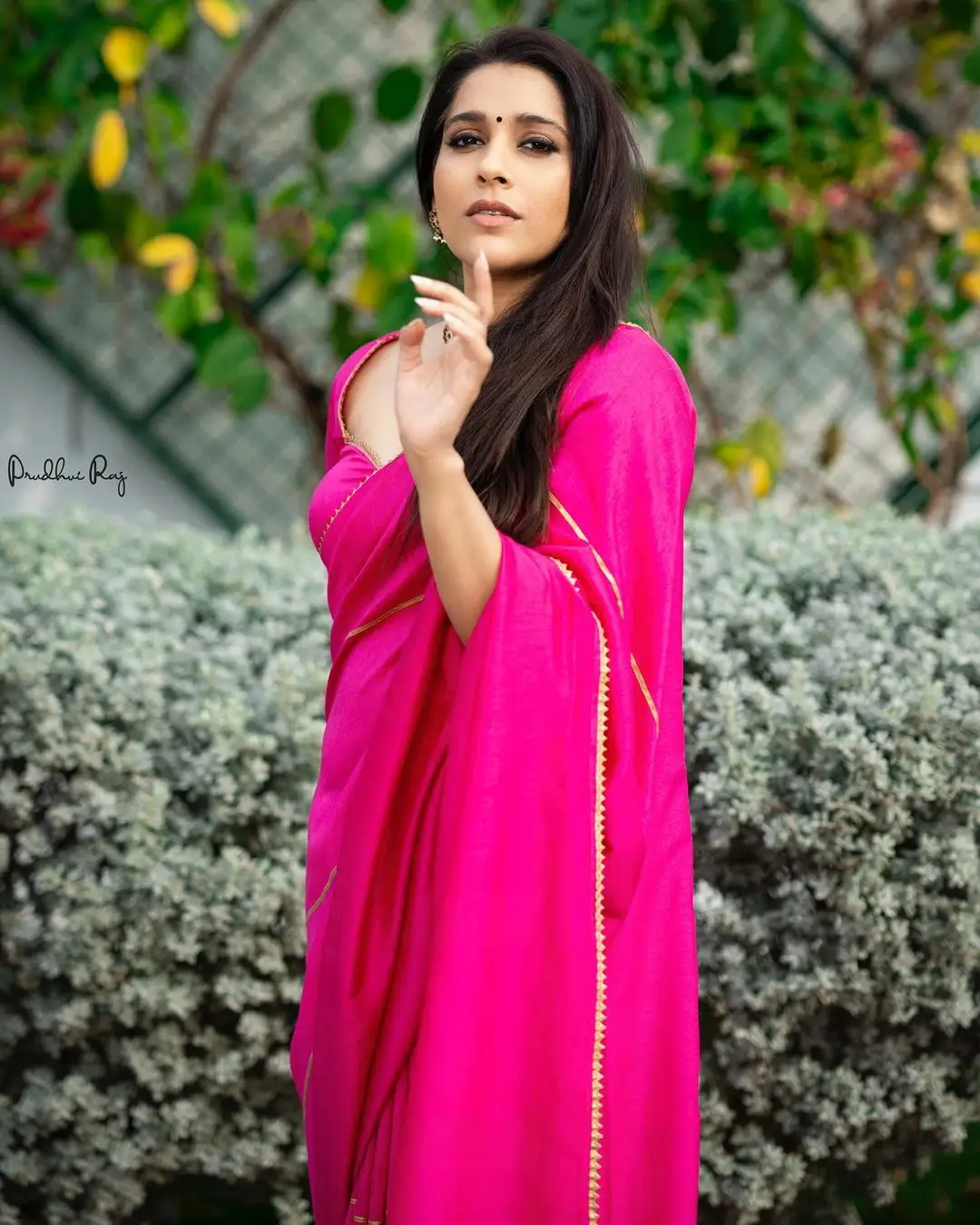 Rashmi Gautam In South Indian Traditional Pink Saree Blouse